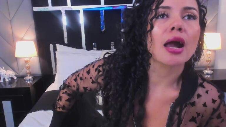 CatlinBouvier's Streamate show and profile