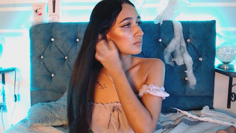 NikiBrice's Streamate show and profile