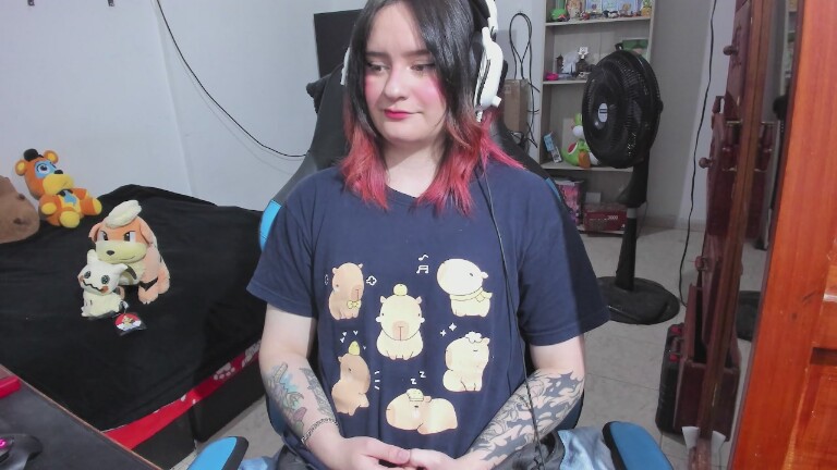 Red_Pandemonium's Streamate show and profile