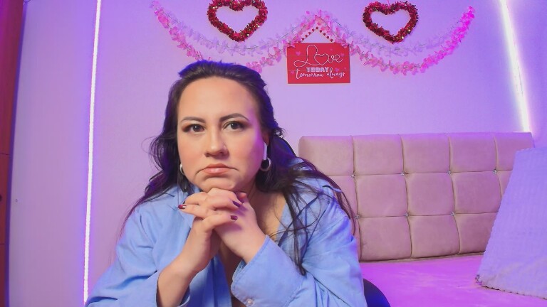 Milu_Ramirez's Streamate show and profile