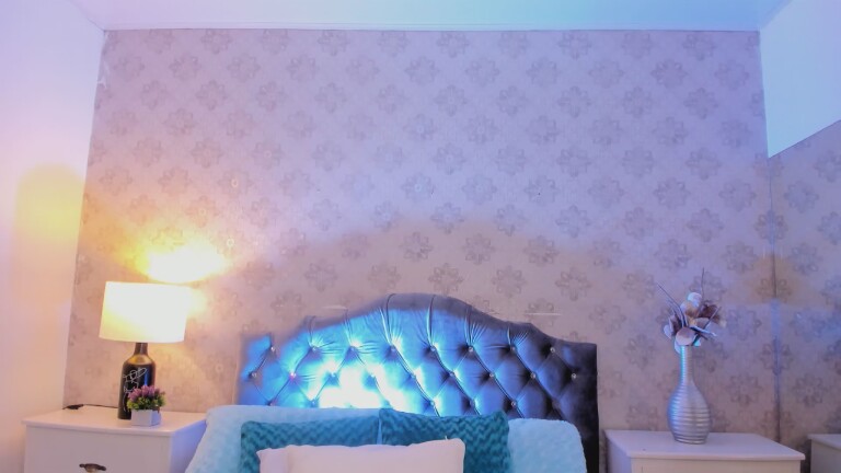 MayaWiills's Streamate show and profile