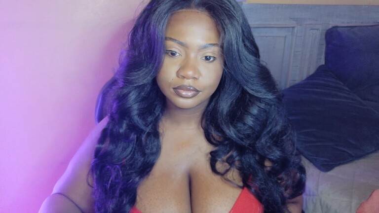 AlexisBanks143's Streamate show and profile