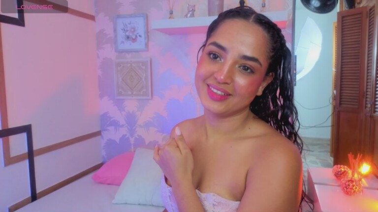 Emmaa_Thompsoon's Streamate show and profile