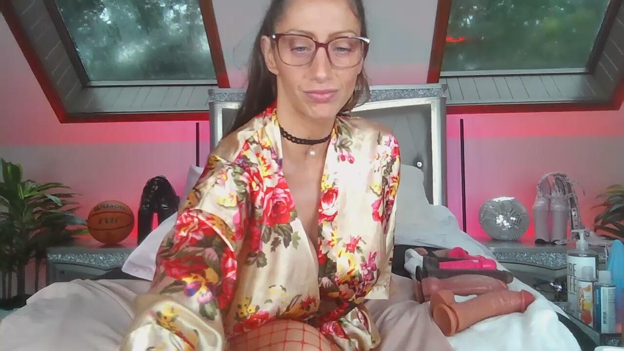 SkyeHotwife