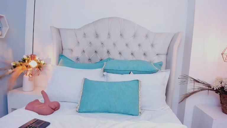 StephanieRamirez's Streamate show and profile