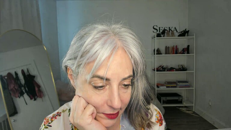 TheRealSeska's Streamate show and profile