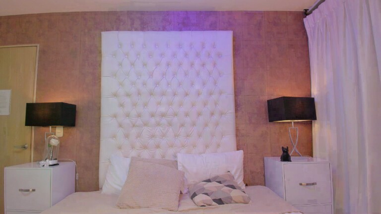 ElectraDuval's Streamate show and profile