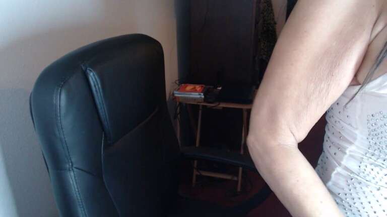 Jasmine300's Streamate show and profile