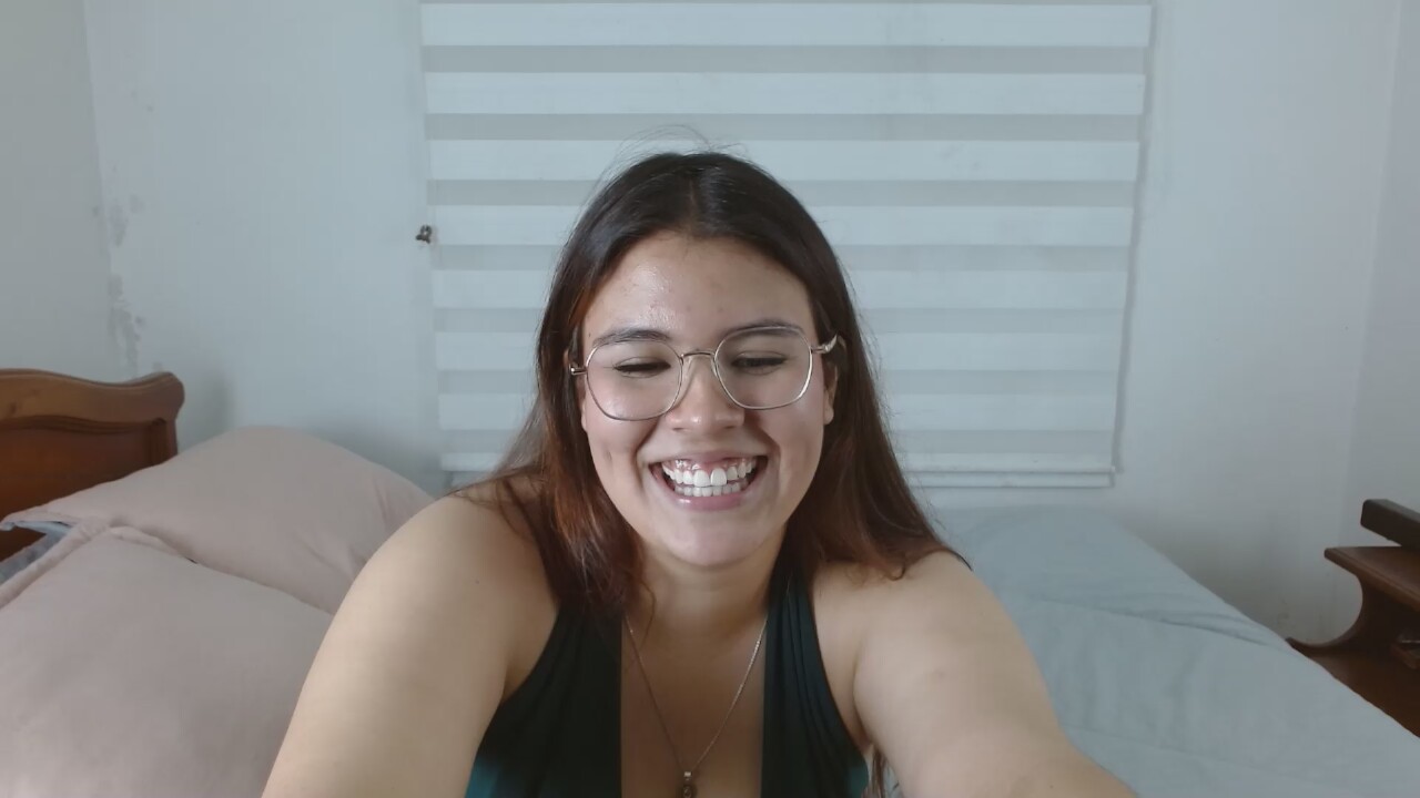 Maddy_Stone