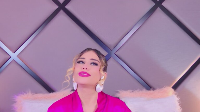 SandraSosa's Streamate show and profile