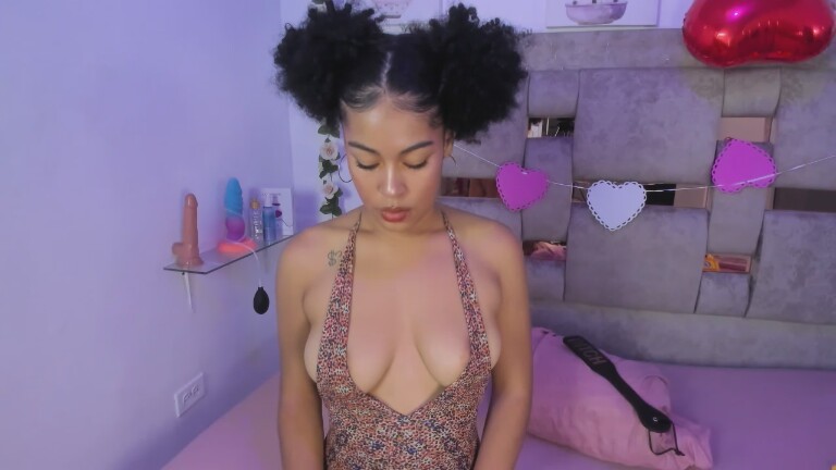 BaddieDelayla's Streamate show and profile