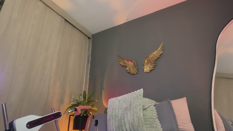 Lotie_Cox's Streamate show and profile