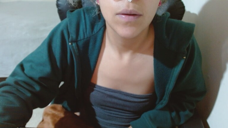 Lolaa888's Streamate show and profile