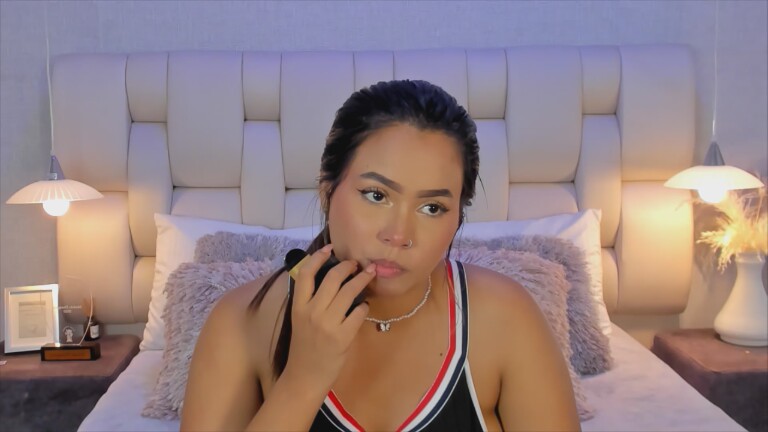 EmmaPrinncess's Streamate show and profile