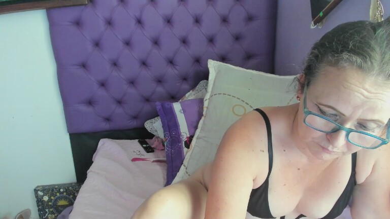 MargothClain's Streamate show and profile