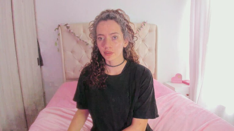 AliceKizar's Streamate show and profile