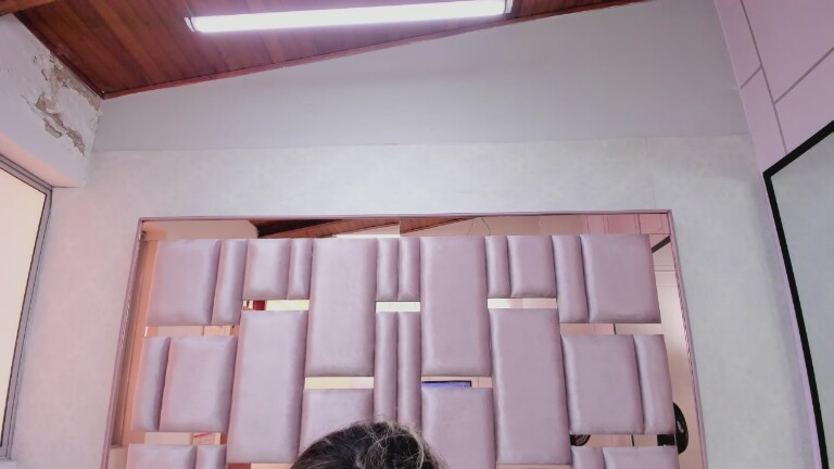 KylieGretchen's Streamate show and profile