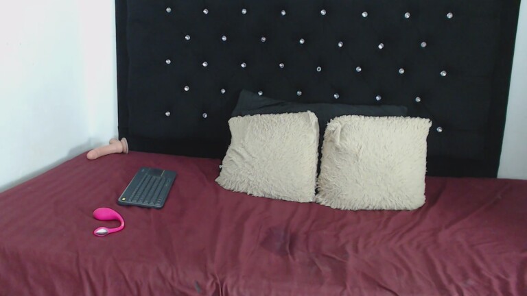 msemma18's Streamate show and profile