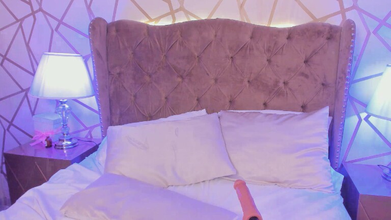 SaschaFit's Streamate show and profile