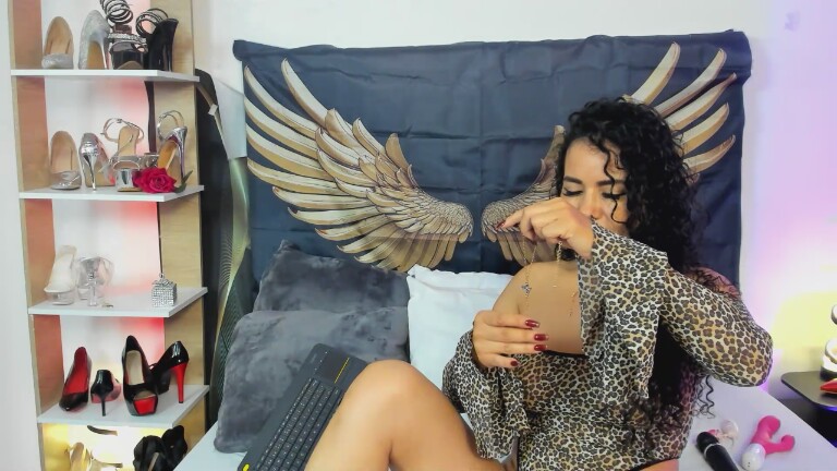 CatlinBouuvier's Streamate show and profile