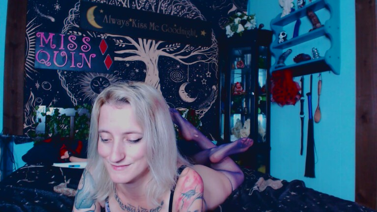 MissQuinCam's Streamate show and profile