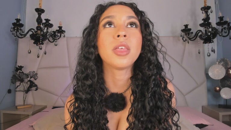 ScarlettFlever's Streamate show and profile