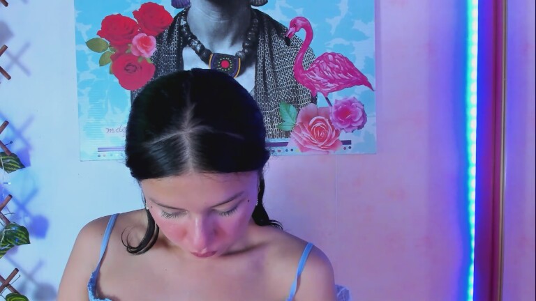 DyanaMoon22's Streamate show and profile