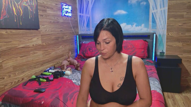 thesexymilf22's Streamate show and profile