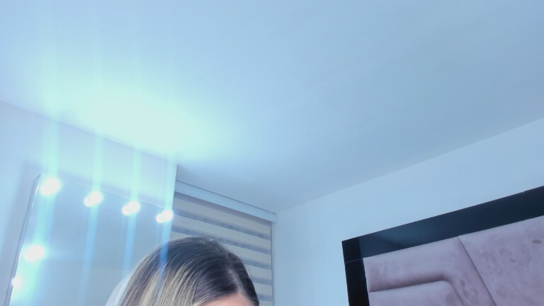 LaurenClark's Streamate show and profile