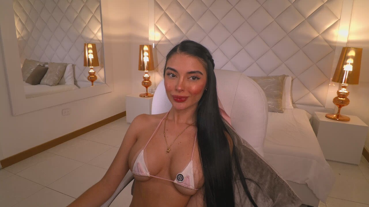 Sussan_White