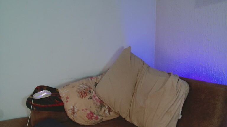 MyaMillor's Streamate show and profile