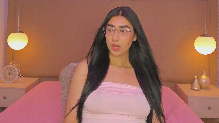 IsabelaTorricelli's Streamate show and profile