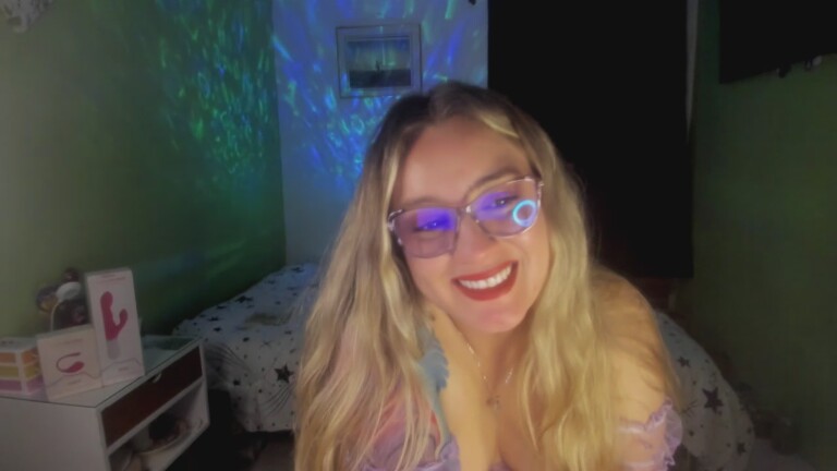 Amysweet1010's Streamate show and profile