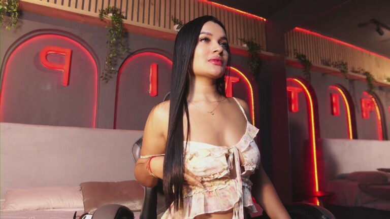 BratzLuxy's Streamate show and profile