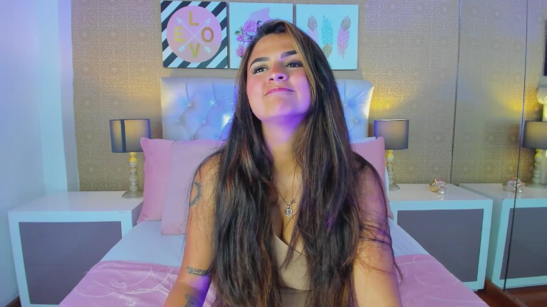 KarolGonzales's Streamate show and profile