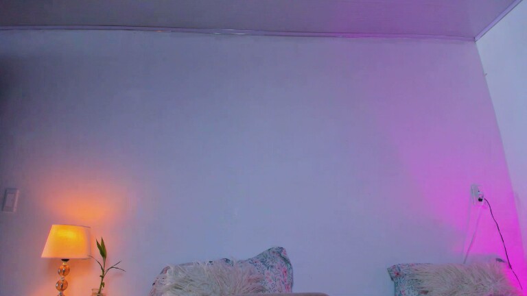 MissHannaX's Streamate show and profile