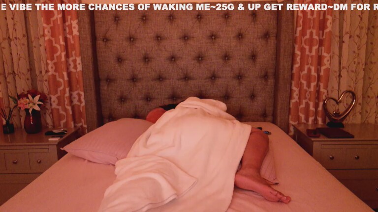 CreamyyLipss69's Streamate show and profile